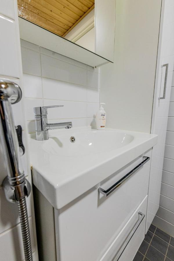 Sleepwell Apartments Niittykumpu 12 - Metro, 15 Min From Helsinki City Эспоо Экстерьер фото